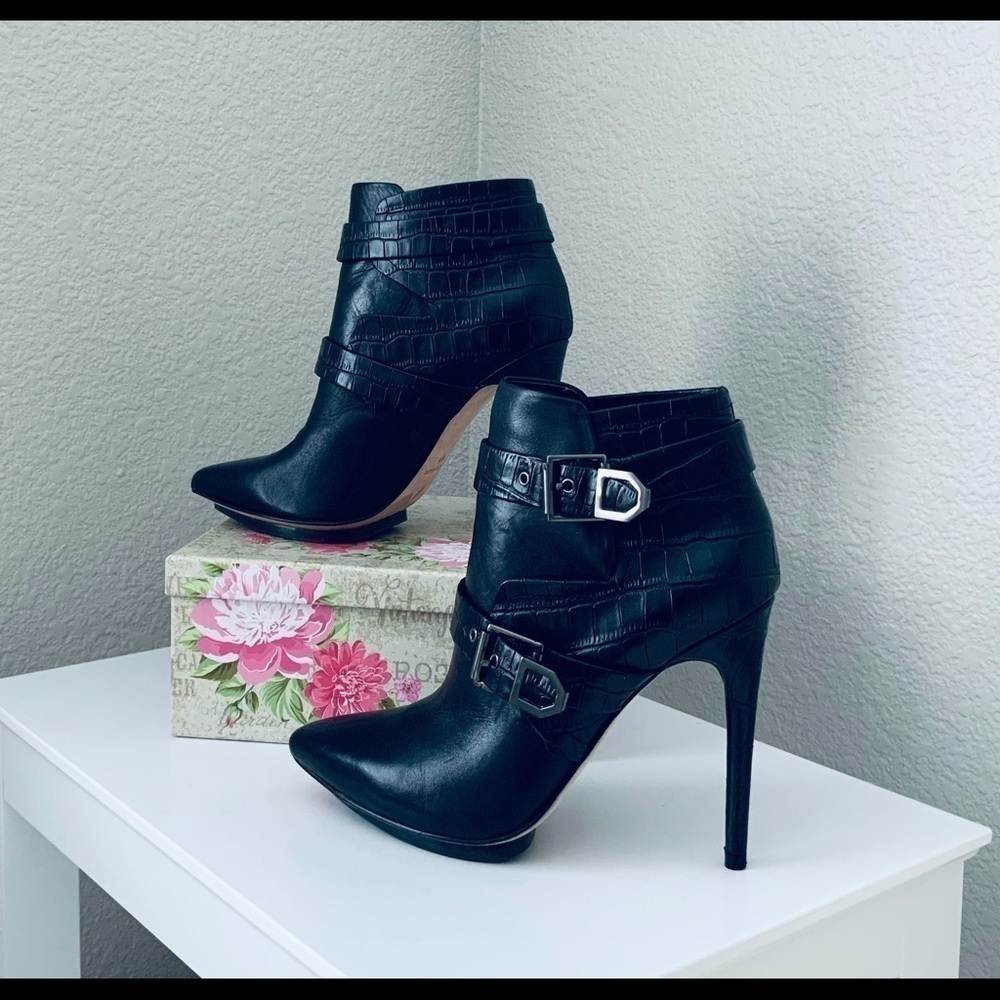 BCBG Max Azria "MA-KADA" Leather Ankle Boo…